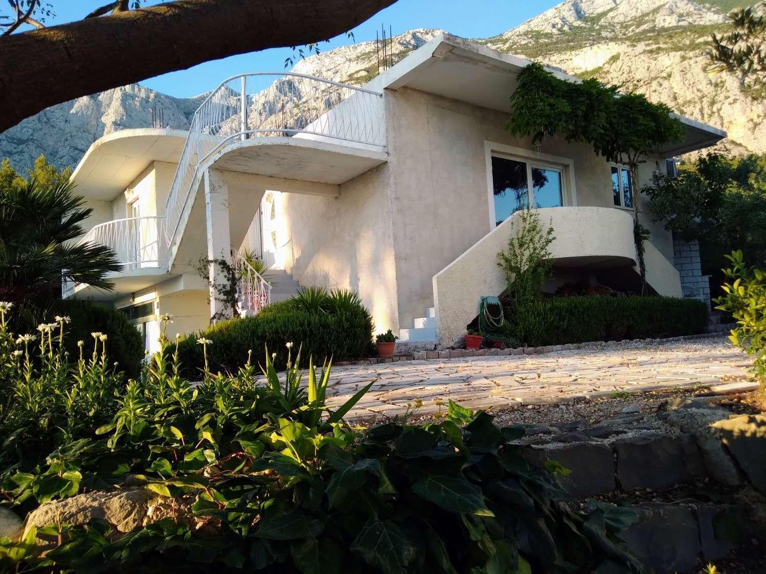 With A Parking Space - 22490 Makarska